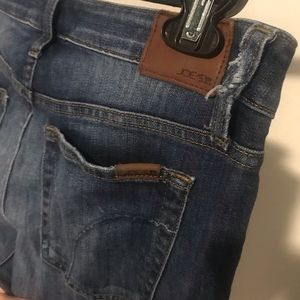 Joe’s Jeans - Distressed, size 27